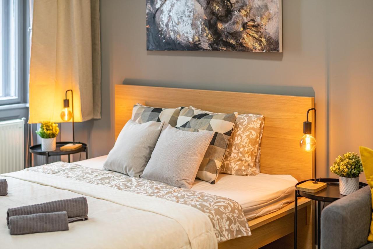 Deluxe Kazincy Apartment In The Heart Of ブダペスト エクステリア 写真